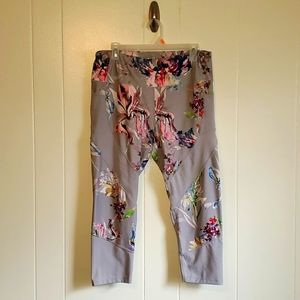 Avia xl floral leggings
